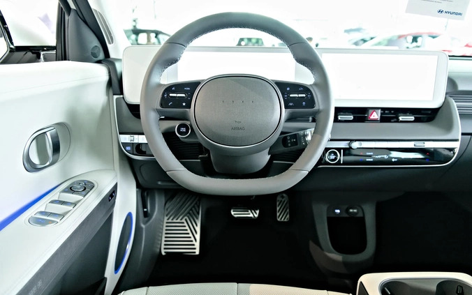 Hyundai IONIQ 5 cena 258714 przebieg: 8, rok produkcji 2024 z Radomsko małe 781